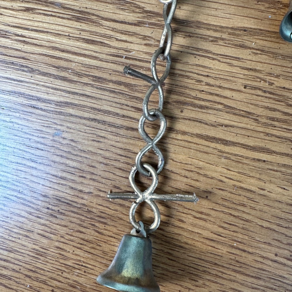 Vintage Santa Claus Bell Hanger Chain Christmas Decor Made in Hong Kong - Picture 8 of 8